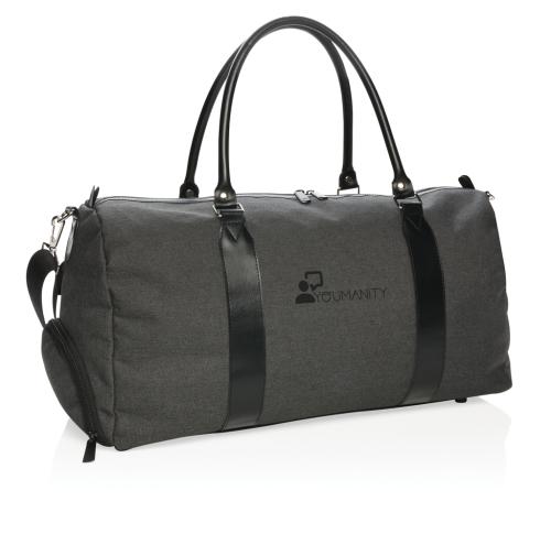 Weekend bag with USB output