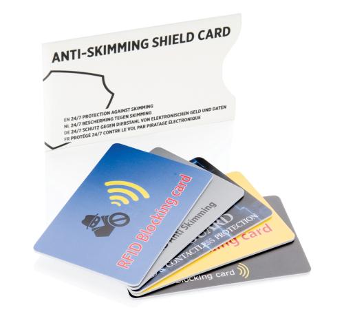 Anti-skimming RFID shield card with active jamming chip