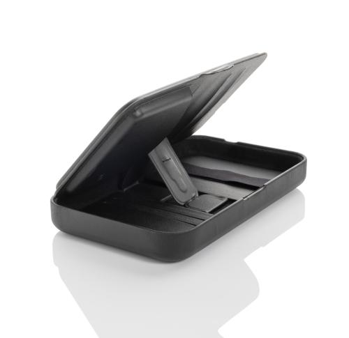 Swiss Peak RCS recycled travel case with 3 in 1 charger black