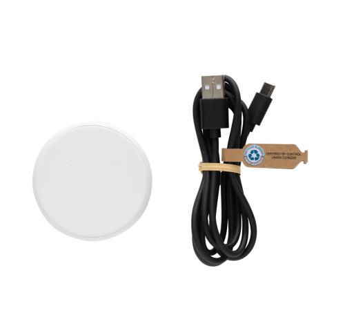 Magnapad 15W RCS rplastic magnetic 3 in 1 charging pad white