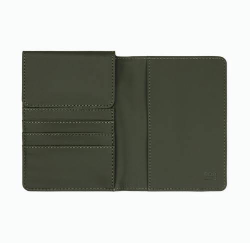 VINGA Baltimore RCS recycled polyester RFID passport cover green
