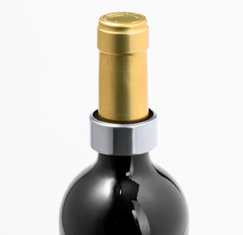 Custom Stainless Steel Wine Drip Stops Padded Velvet Interior